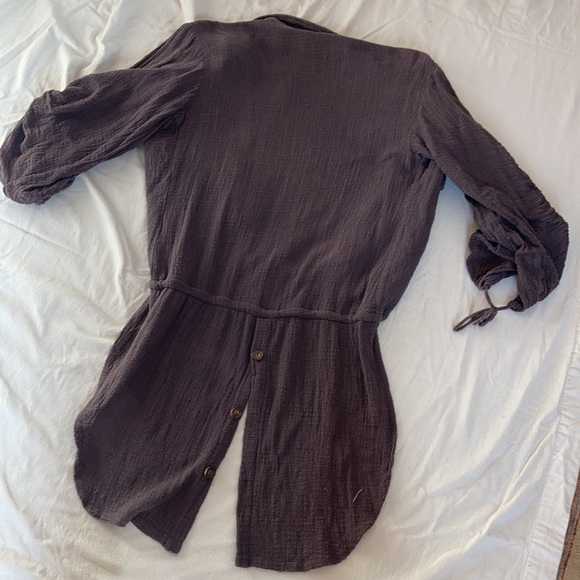 Gray tuxedo style shirt - Picture 7 of 9